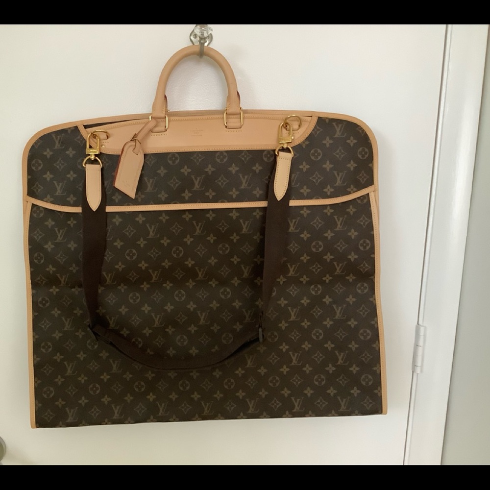 Louis Vuitton Garment Bag